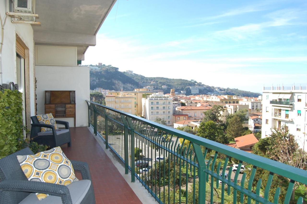 La Reginella Apartment Соренто Екстериор снимка